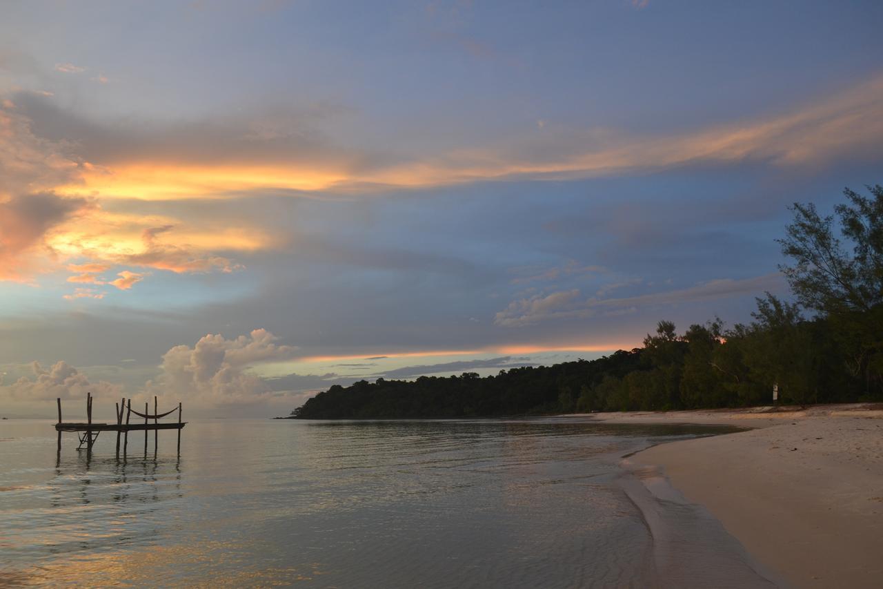 Driftwood Hostel And Bungalows Koh Rong Sanloem Zewnętrze zdjęcie