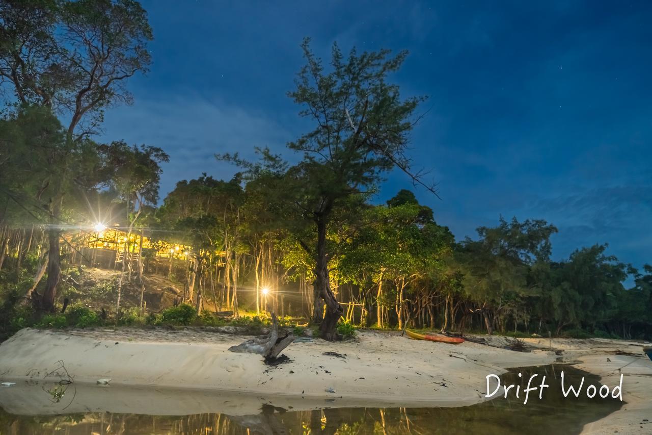 Driftwood Hostel And Bungalows Koh Rong Sanloem Zewnętrze zdjęcie