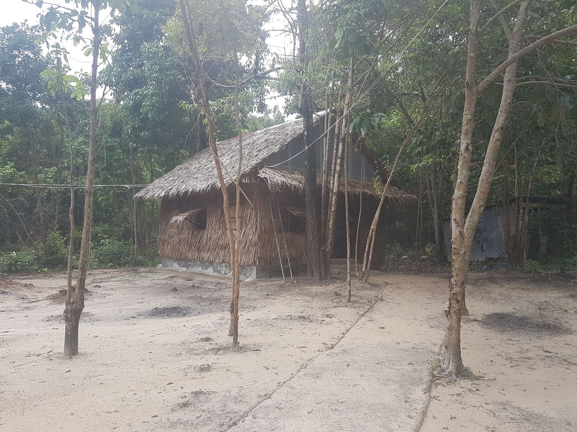 Driftwood Hostel And Bungalows Koh Rong Sanloem Zewnętrze zdjęcie